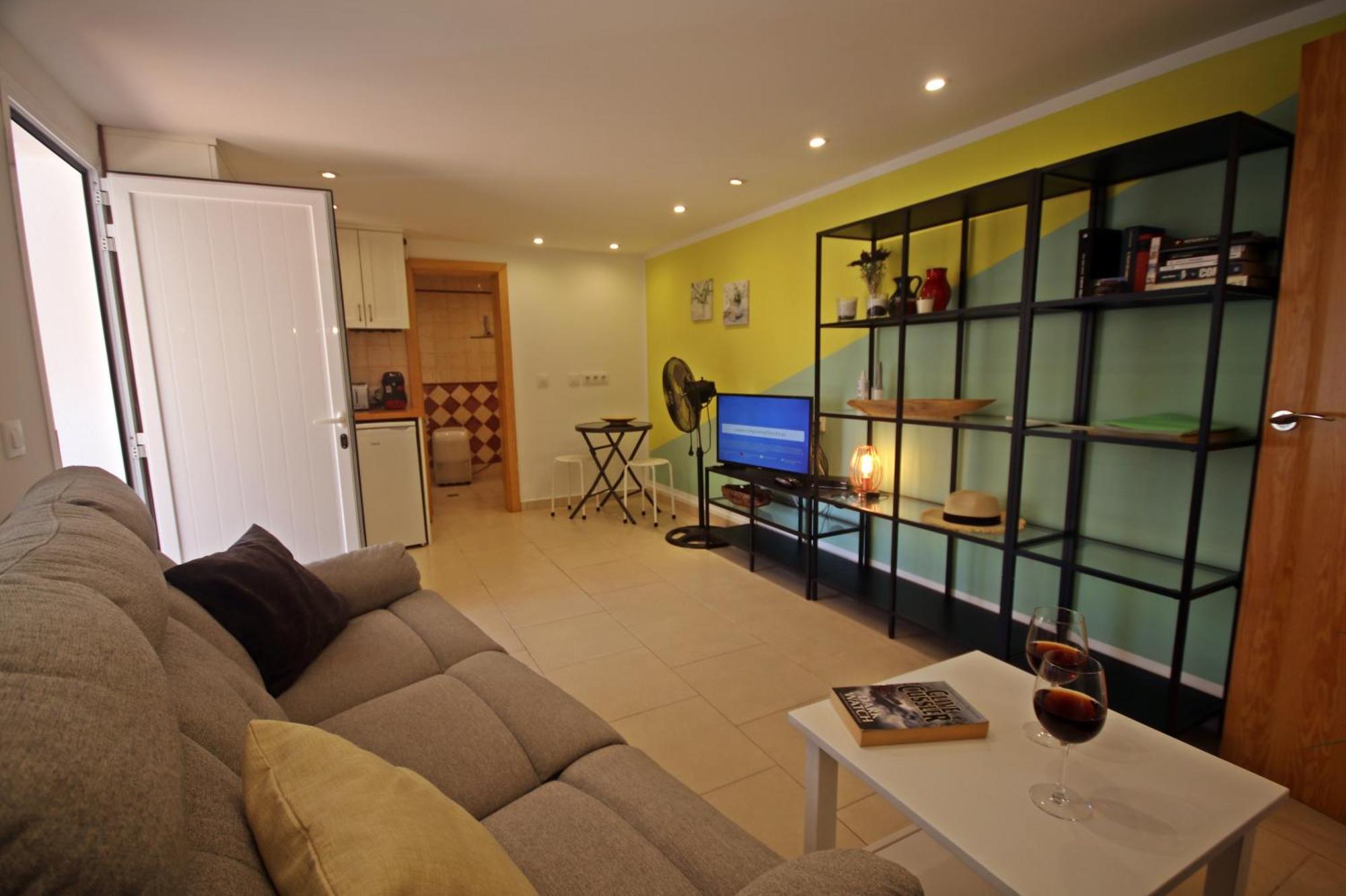 Wunderschoenes Kleines Apartment Fuer 2 Personen Mit Idylischen Blick Ins Gruene Кала-Галдана Экстерьер фото