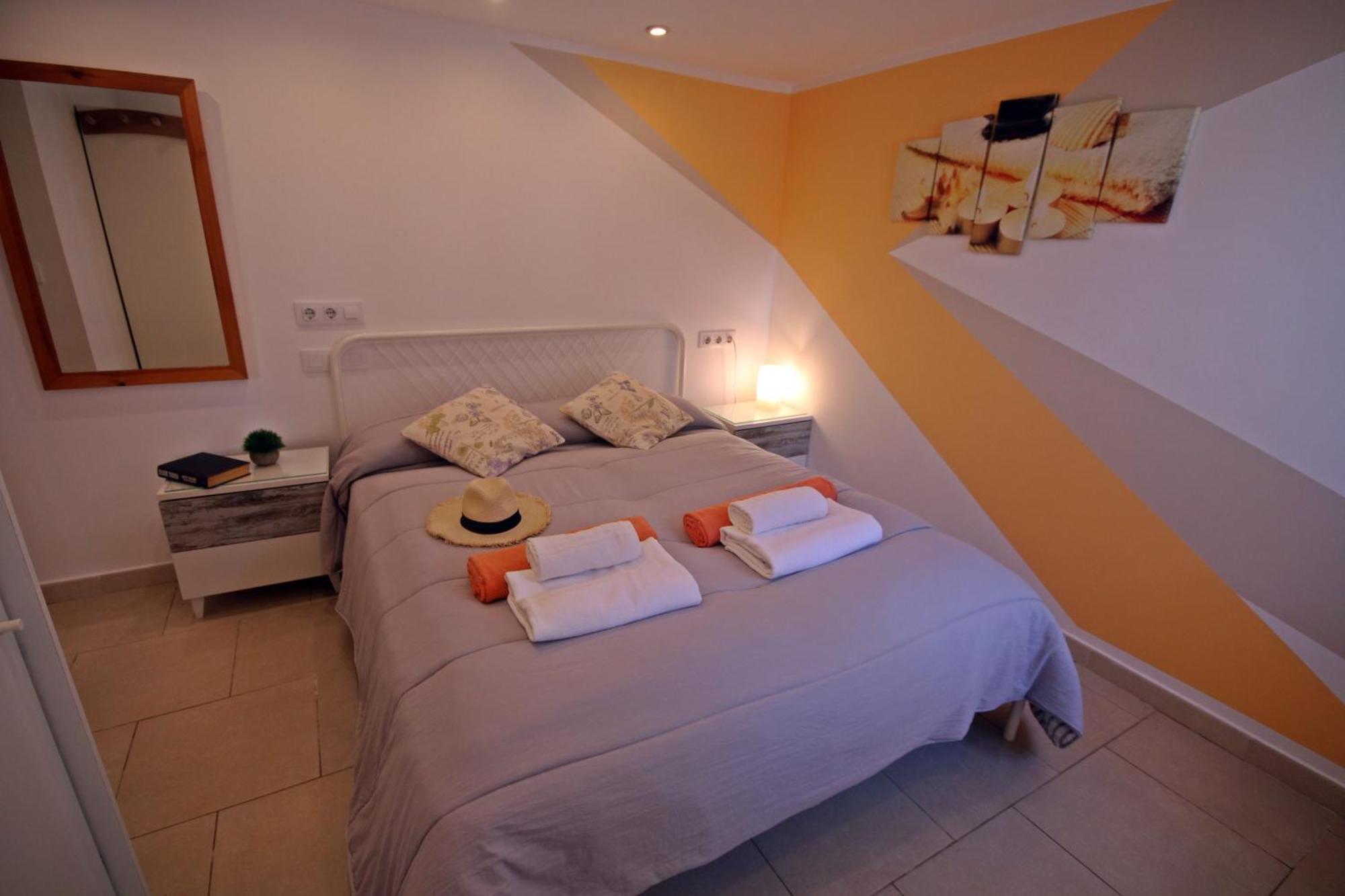 Wunderschoenes Kleines Apartment Fuer 2 Personen Mit Idylischen Blick Ins Gruene Кала-Галдана Экстерьер фото